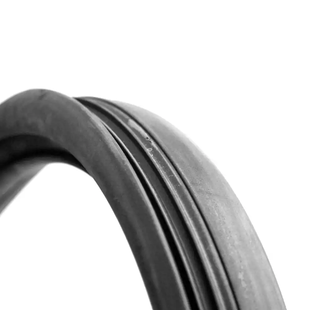 BORRACHA VIGIA OPALA 4 PTS C/FRISO PLASTICO