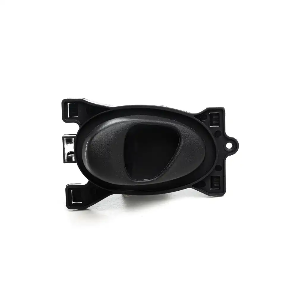 MACANETA INT CELTA 00/06 DIANT/TRAS ESQ 2/4P PRETA