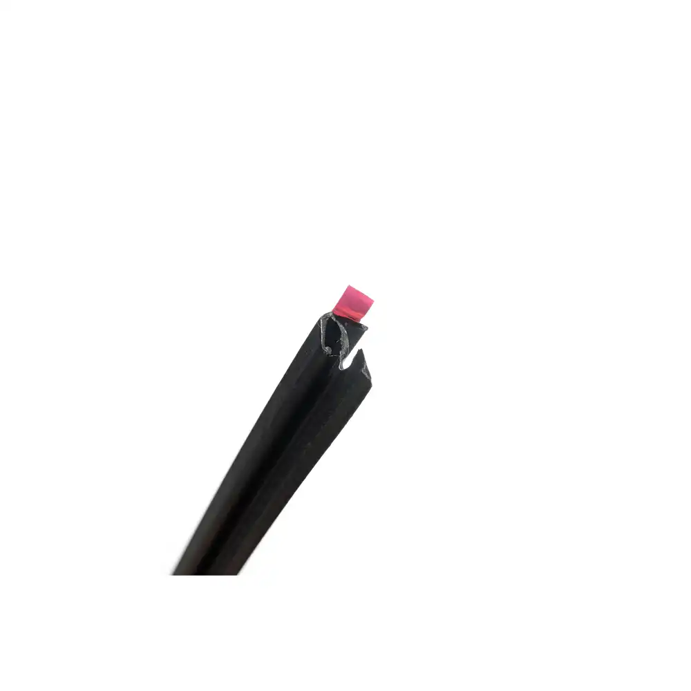 FRISO PARABRISA LATERAL SAVEIRO GER III ESQ EXT