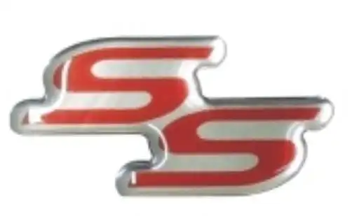 EMBLEMA ASTRA "SS" VERMELHO/PRATA