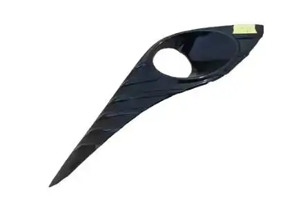 GRADE PARACH DIANT TOYOTA YARIS 2018/ COM FAROLETE ESQ