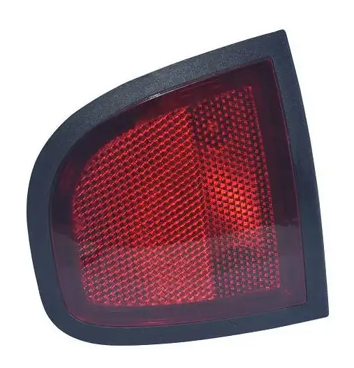 SINAL PARACHOQUE TRAS TRITON 2008 A 2016 ESQ ( REFLETOR)