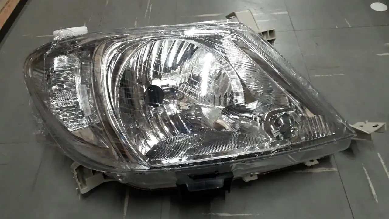 FAROL TOYOTA HILUX PICK-UP SRV 2009/2011 ESQ PISCA CRISTAL C