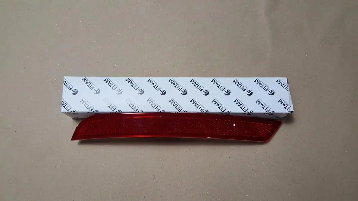 SINAL PARACHOQUE TRAS SPACEFOX 10/14 ESQ (REFLETOR)