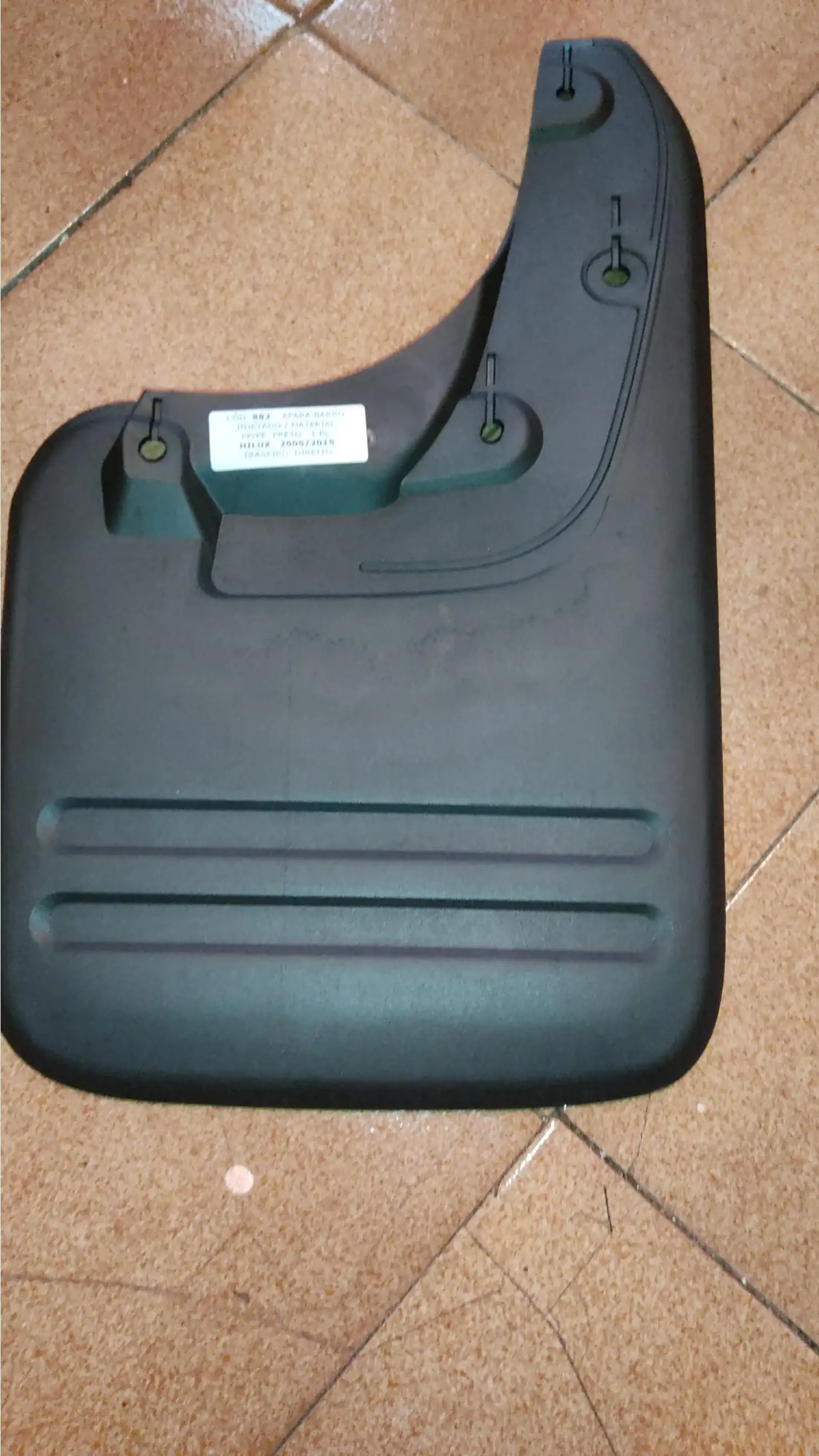 TAPA BARRO TOYOTA HILUX 05/15 TRAS DIR PICK UP