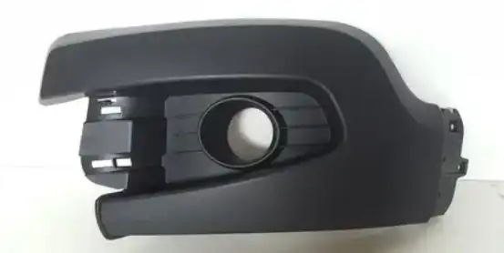 GRADE PARACHOQUE DIANT RENAULT SANDERO STEPWAY 12/14 C/ FARO