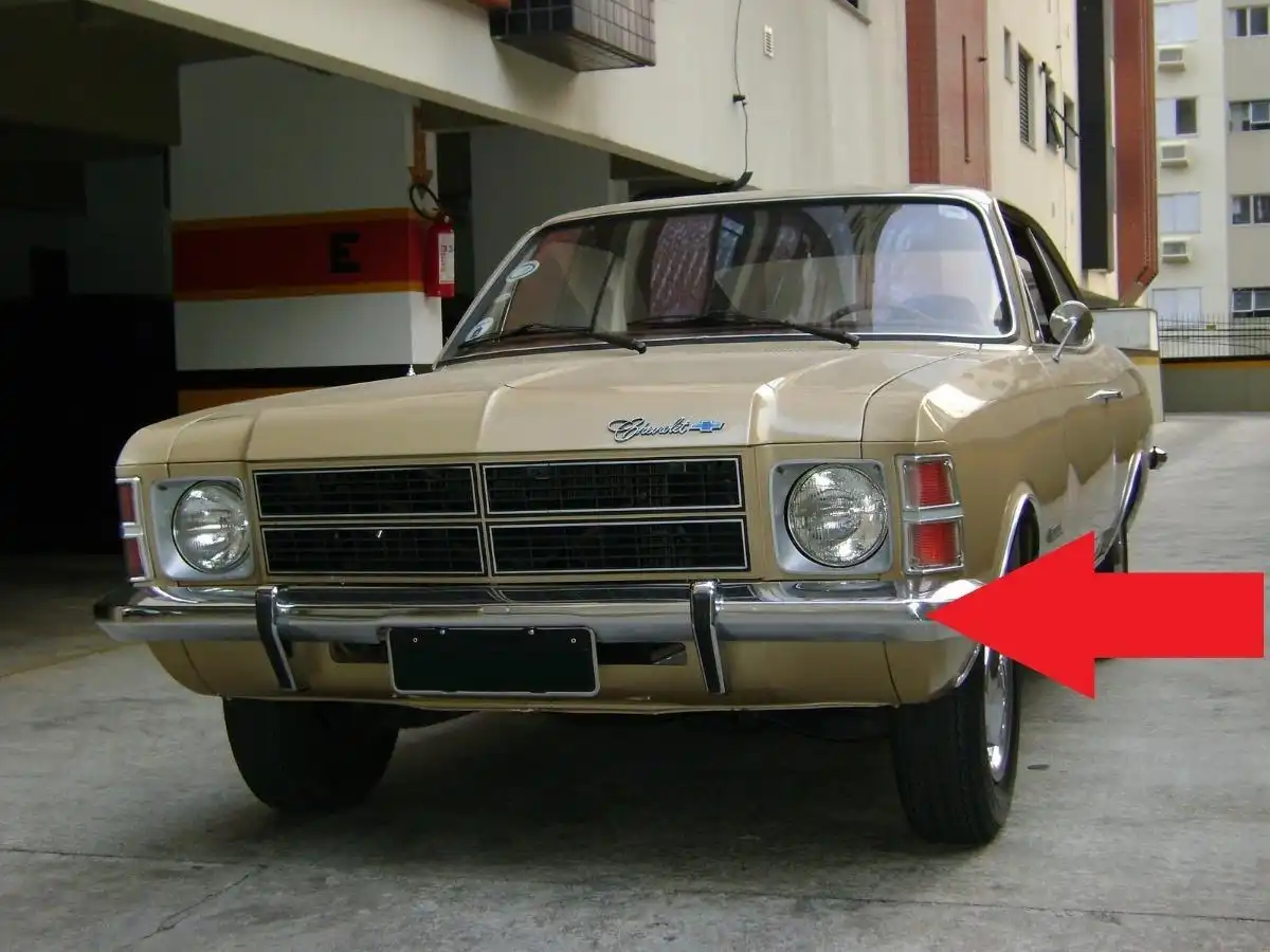 PARACHOQUE DIANT OPALA 75/79