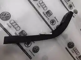 GUIA PARACHOQUE TRAS SAVEIRO G V VI DIR ( POLAINA )