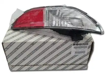 SINAL PARACHOQUE TRAS FIAT PUNTO 08/10 DIR