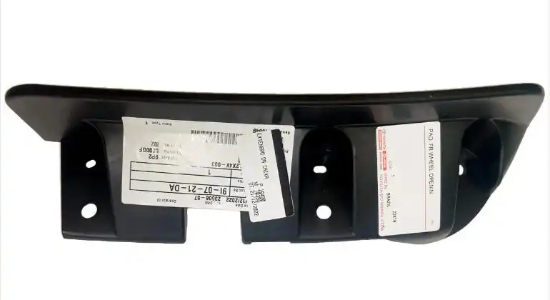 ACABAMENTO PROTETOR PARALAMA COROLLA CROSS 2023