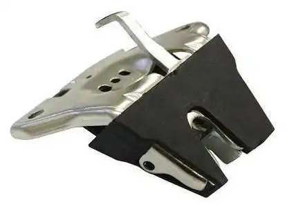 FECHADURA PORTA MALAS CELTA 07/ COM CAPA PROTETORA