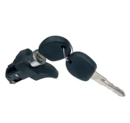 MACANETA TAMPA TRAS KOMBI CLIPPER 98/ PRETO (TAMPA MOTOR)