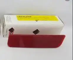 SINAL PARACHOQUE TRAS RENAULT DUSTER DIR (REFLETOR)