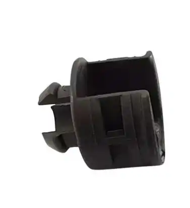 BUCHA TAMPA TRAS STRADA 2009/ LADO CORROCERIA