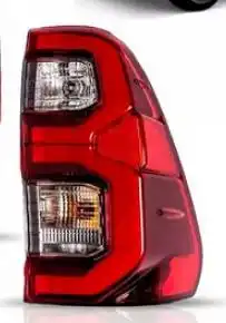 SINAL TRAS TOYOTA HILUX 2022 DIR