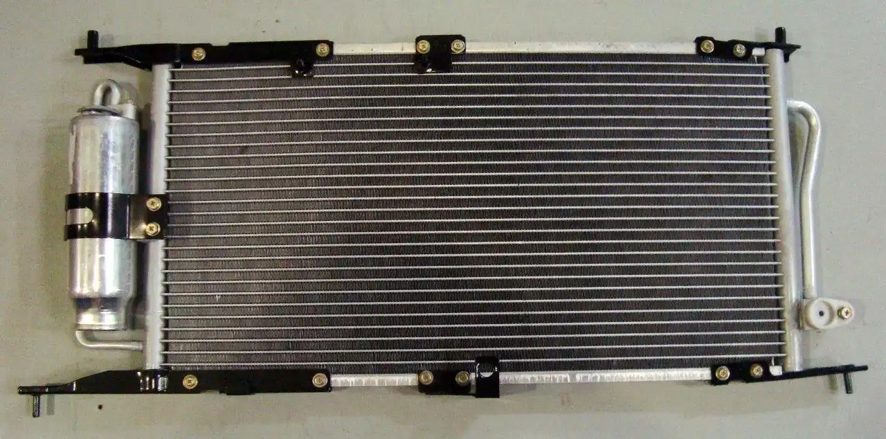 CONDENSADOR AR CONDICIONADO CORSA CLASSIC 2003 A 2011 C/TUBO