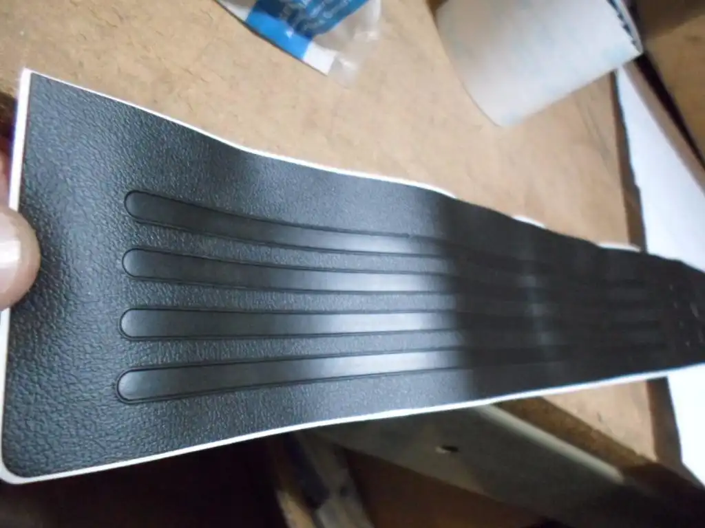 ADESIVO SOLEIRA S-10 1995 A 2011 TRASEIRO DIREITO/ESQUERDO P