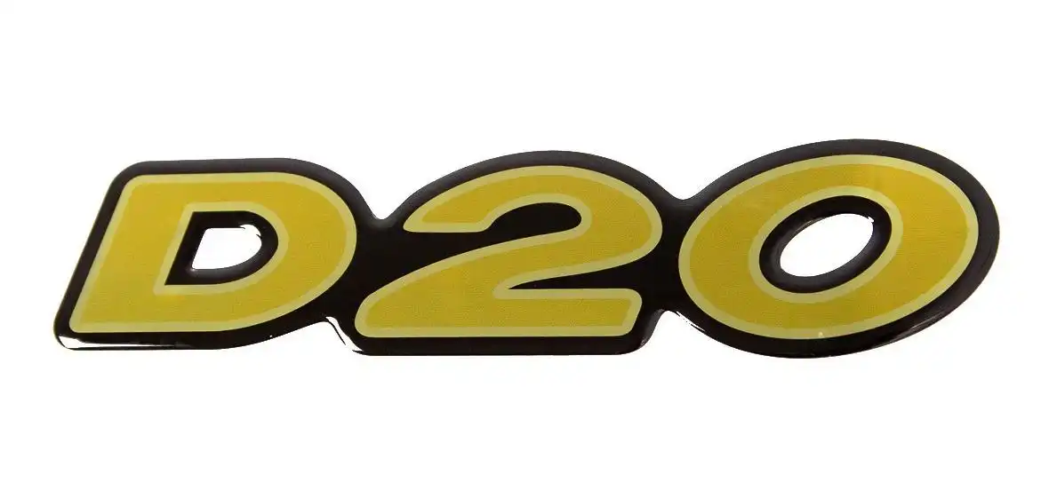 EMBLEMA ADESIVO "D-20" PARALAMA RESINADO