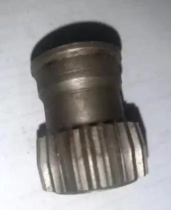 LUVA CARDA CHEVETTE /82