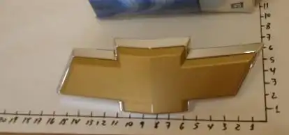 EMBLEMA GRADE VECTRA 09/12 CORSA CLASSIC 08/10 (MOD ANTIGO)