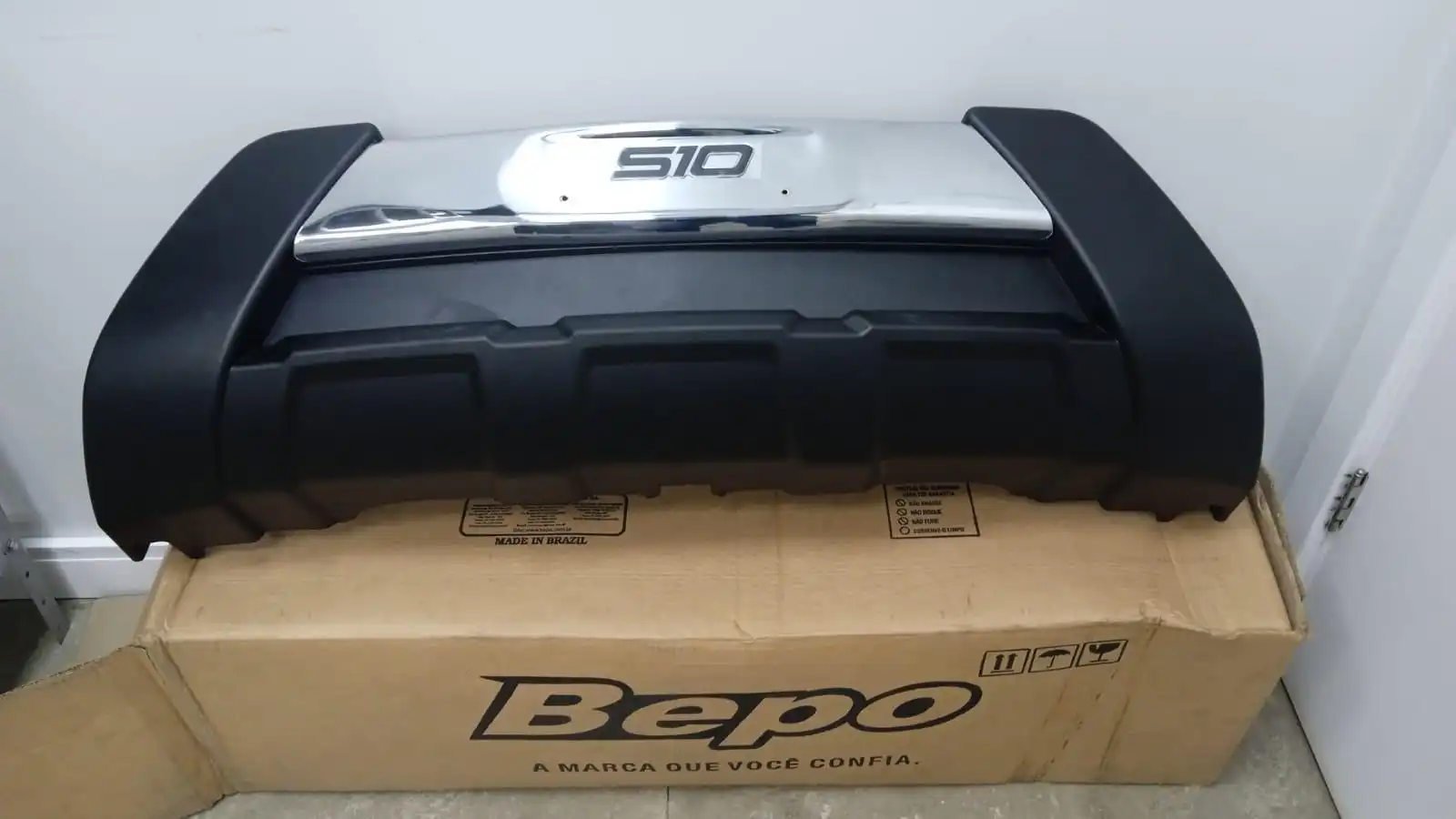 APLIC PARACH DIANT S-10 2012/ (OVERBUMPER) PRETO/CROMADO