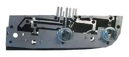 SOQUETE SINALEIRA TRAS FIAT UNO ESQ