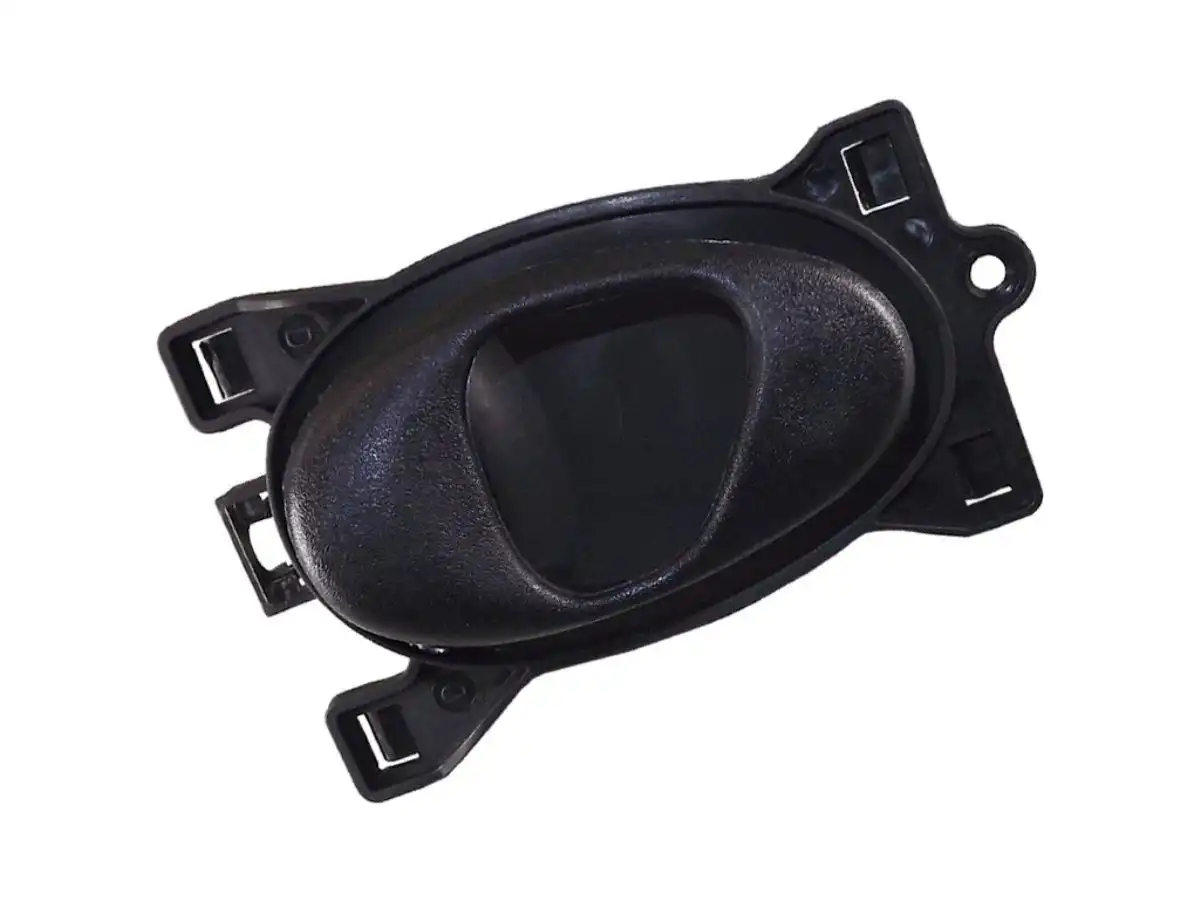 MACANETA INT CELTA 00/06 DIANT/TRAS ESQ 2/4P PRETA