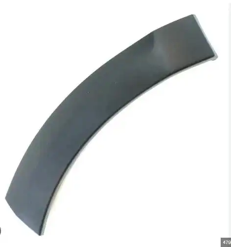 MOLDURA PARALAMA SAVEIRO G8 2023 EM DIANTE DIREITA PEQUENA