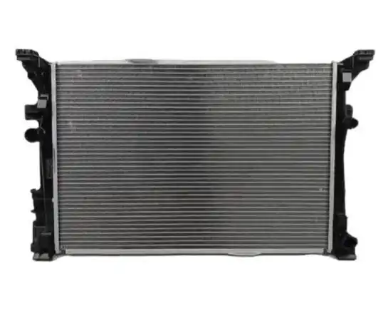 RADIADOR MERCEDES A200 2014 A 2015