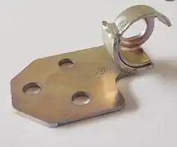 DOBRADICA TAMPA TRAS FIAT STRADA 08/13 ESQ (CARROCERIA)